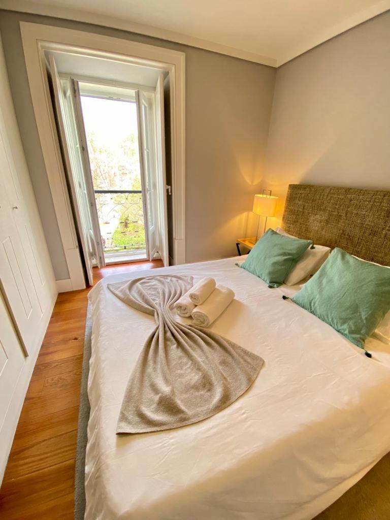 Exuberante Refugio No Centro De Lisboa Appartement Buitenkant foto
