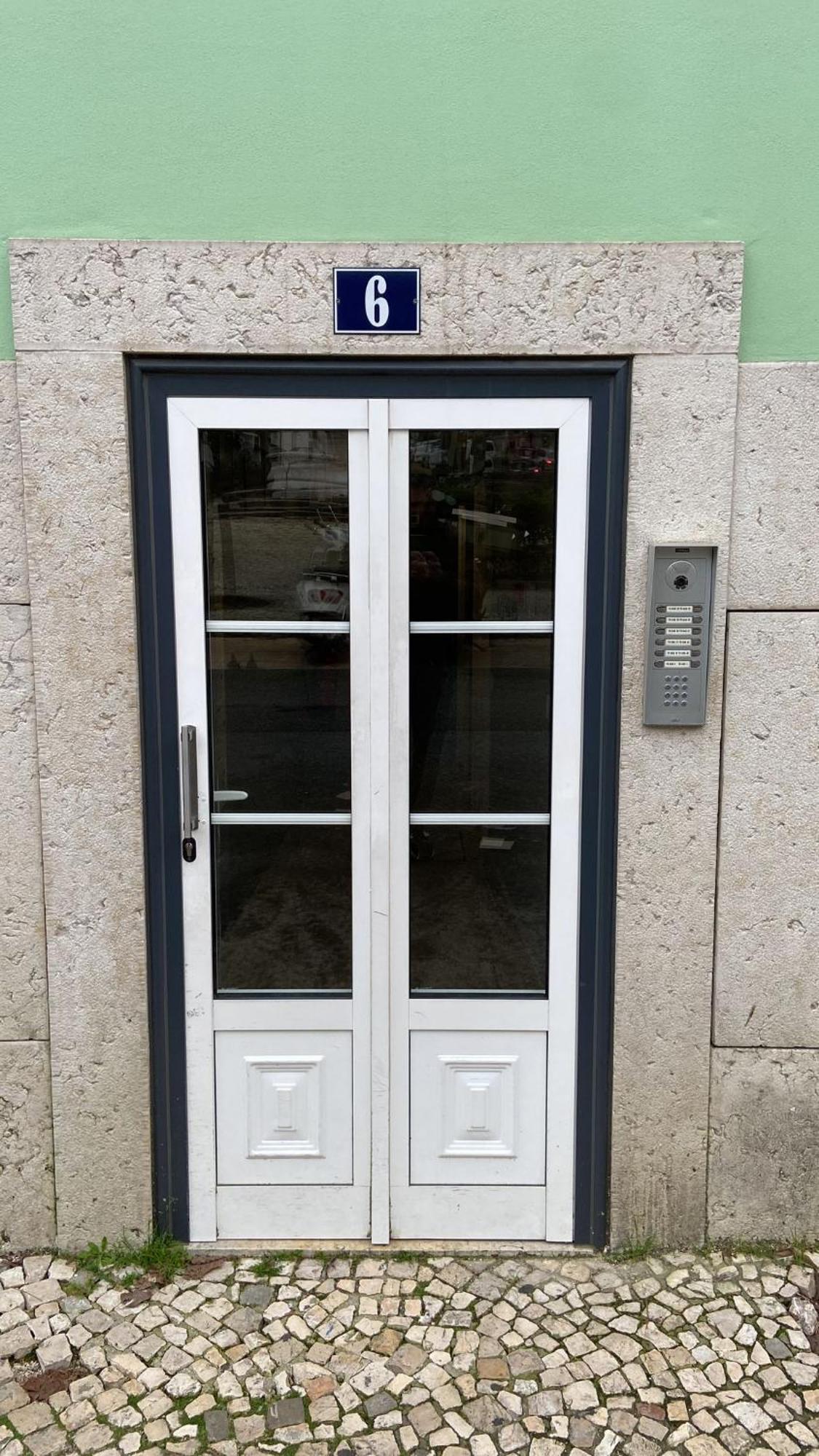 Exuberante Refugio No Centro De Lisboa Appartement Buitenkant foto